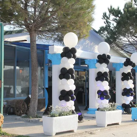 מלון Oaz & Camp - Vlorë